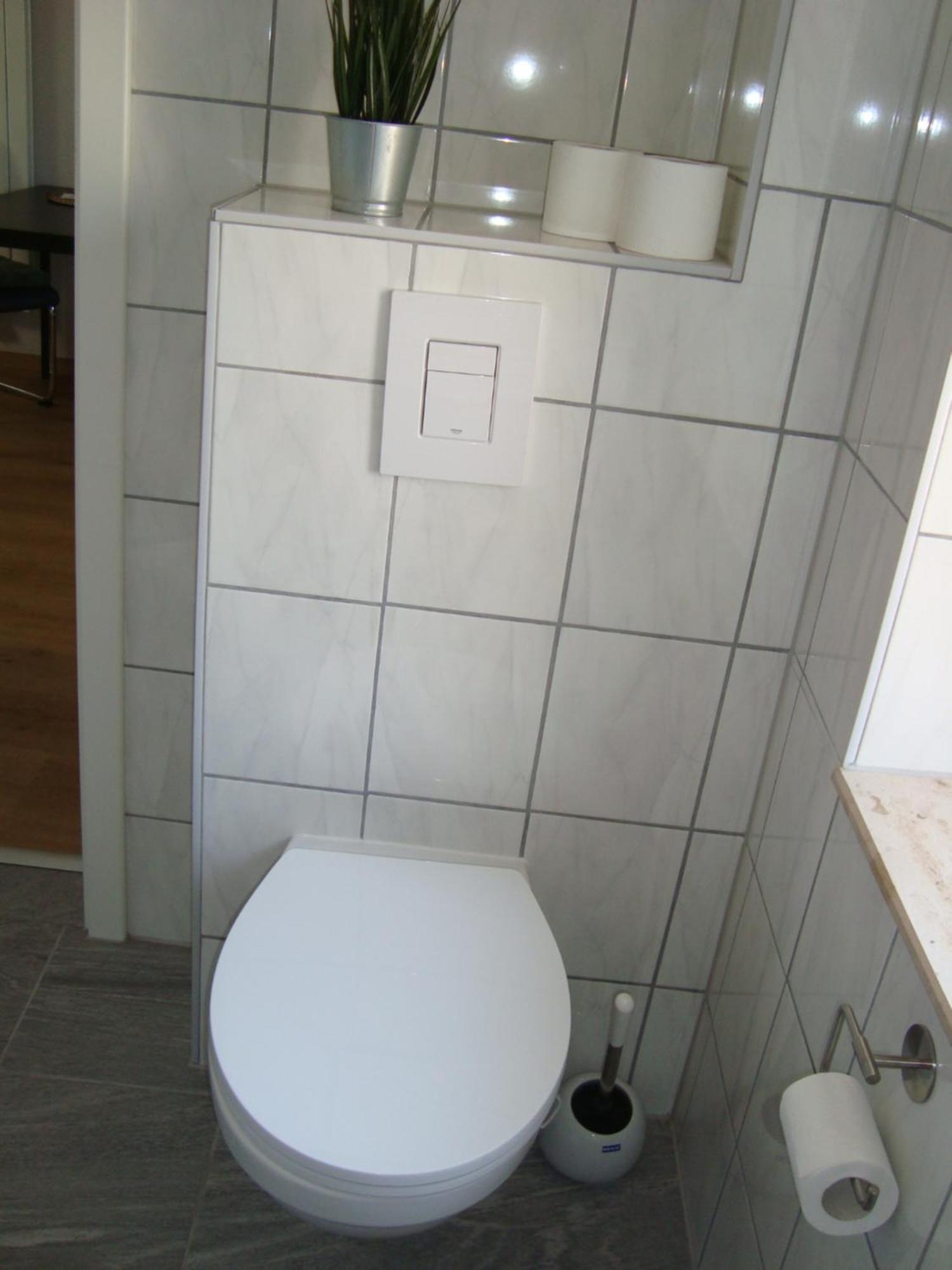 Trothaer Eck Appartement Halle  Buitenkant foto